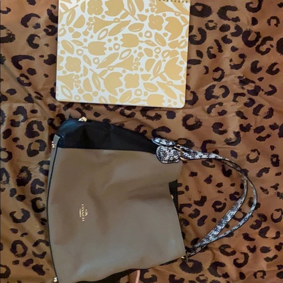 Coach Bag like New - Picture 4 of 4